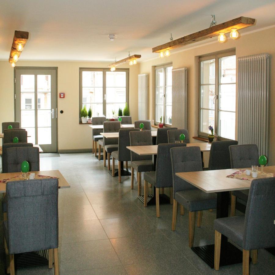 Hotel Garni Tilia Кведлинбург Екстериор снимка
