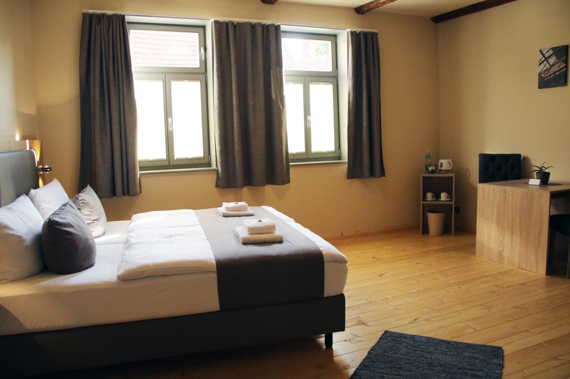 Hotel Garni Tilia Кведлинбург Екстериор снимка